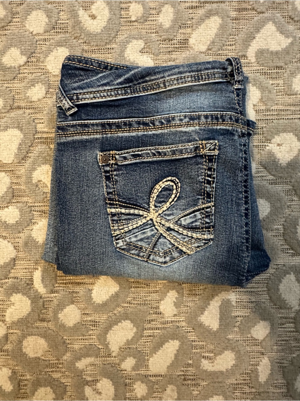 Wallflower Medium Blue Embroidered Pocket Jeans
